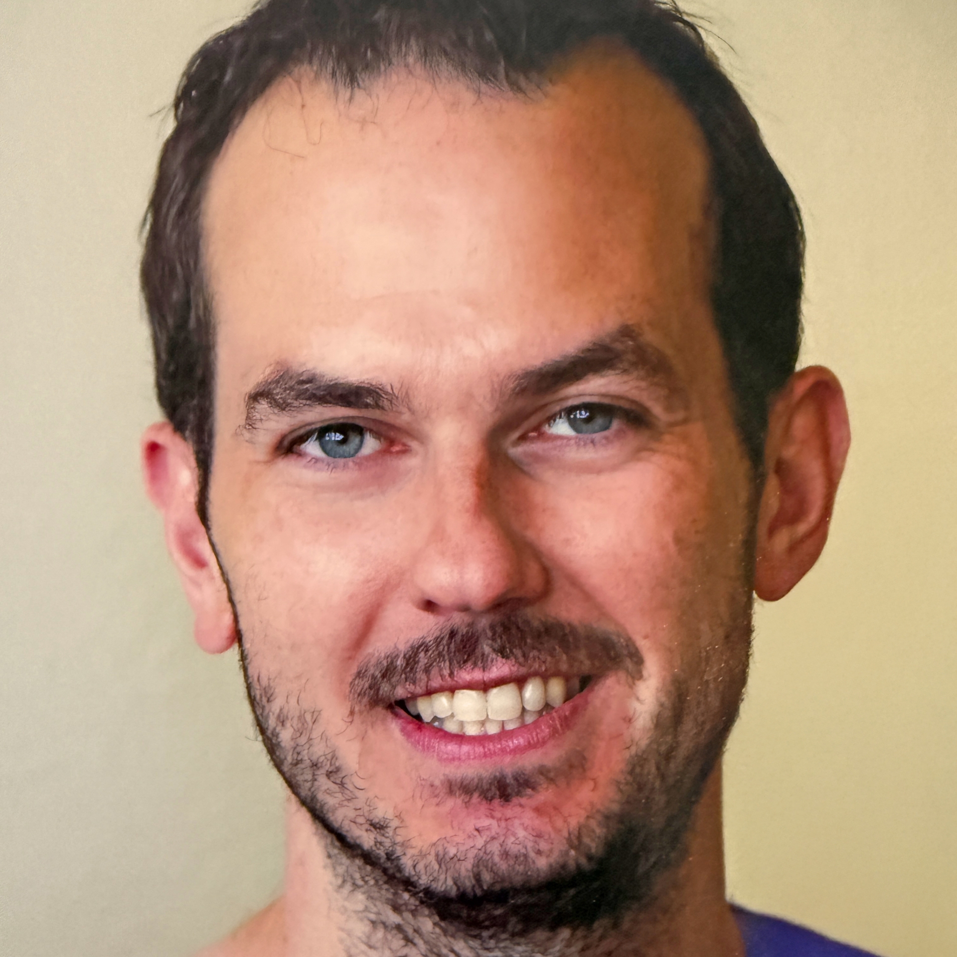 Dr. Daniel Szabados